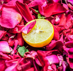 Rose petals and lemon scent for shampoo bar